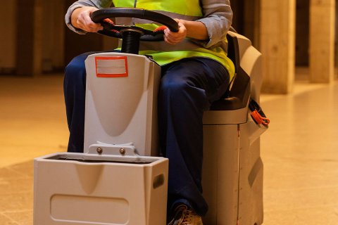 Dizel ve Elektrikli Manlift Kiralama